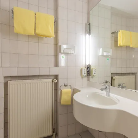 ホテル Emsland Saller 3*